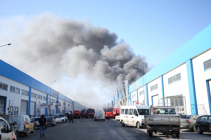 Mobilya atölyesinde yangın