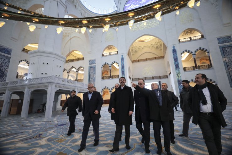 Çamlıca Camisi açılış için gün sayıyor