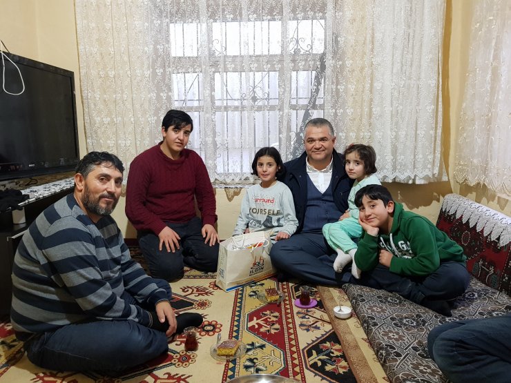 Belediye Başkanı Karahan'ın ev ziyaretleri