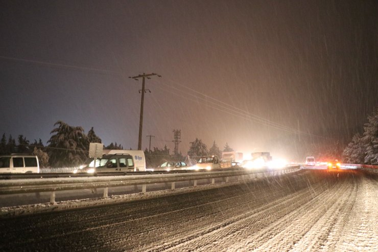 GÜNCELLEME - Denizli-Antalya kara yolu çift yönlü ulaşıma açıldı