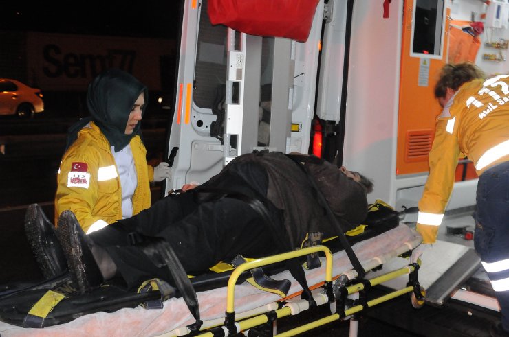 Yalova'da yolcu otobüsü devrildi: 12 yaralı