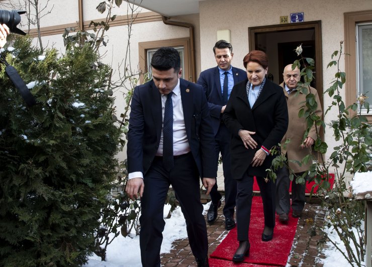 Akşener'den Şenel'in ailesine taziye ziyareti