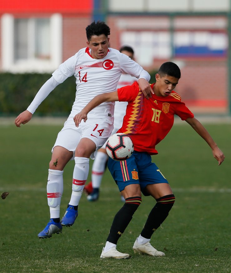 Futbol: 20. Mercedes-Benz Ege Kupası