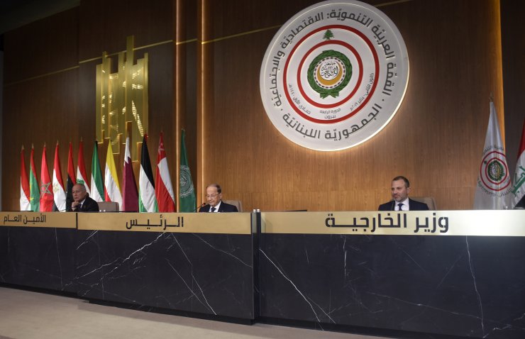 Arap Birliği Ekonomik Zirvesi Lübnan'da başladı