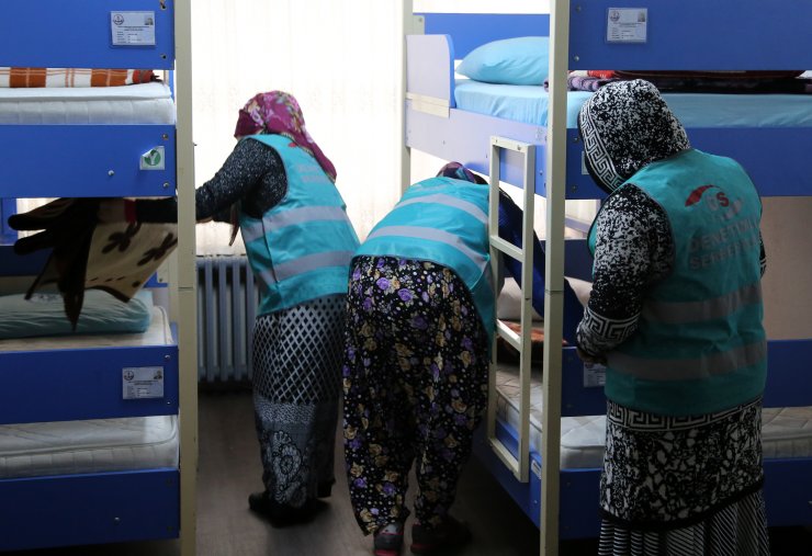 GÜNCELLEME 2 - Denizli'de yolcu minibüsünün çarptığı yaya öldü