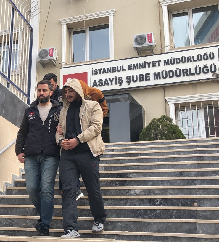 Zeytinburnu'nda "yol verme" cinayeti