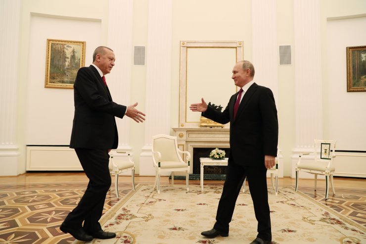 Erdoğan-Putin görüşmesi başladı