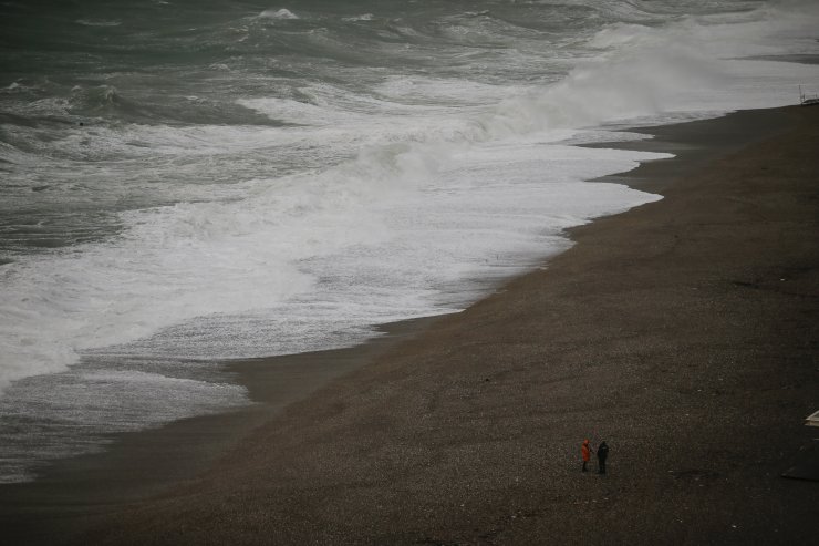 Antalya'da hortum: 1 ölü, 9 yaralı