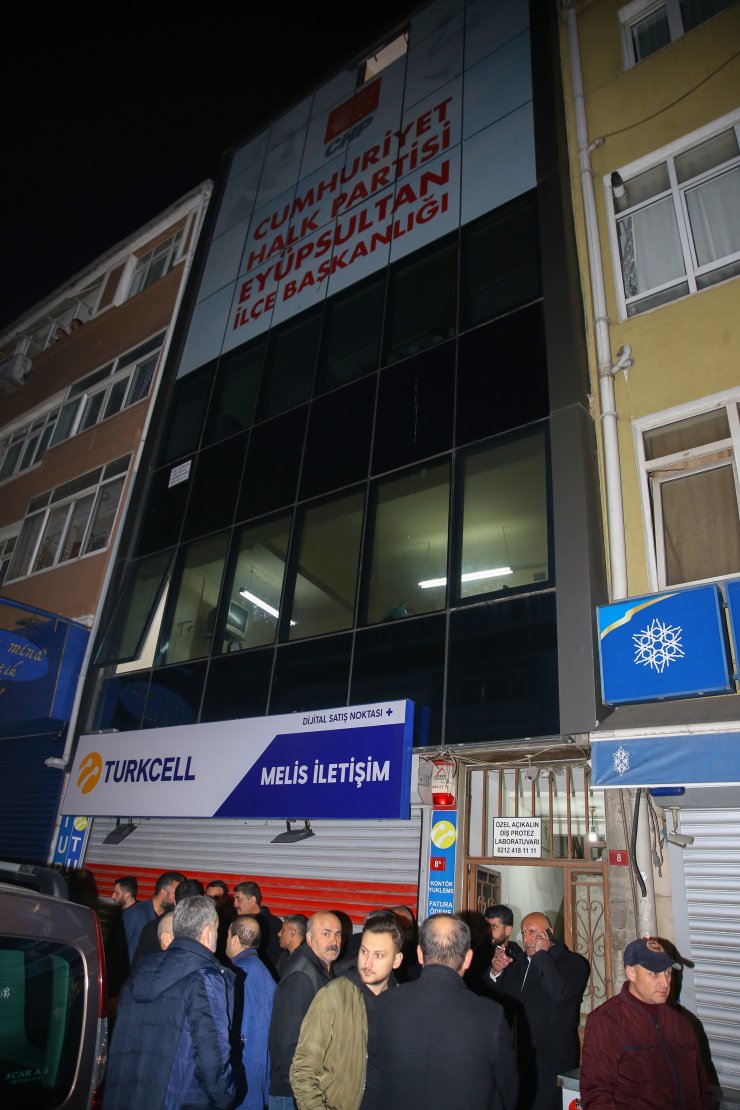 CHP Eyüpsultan İlçe Başkanlığı'ndaki saldırı