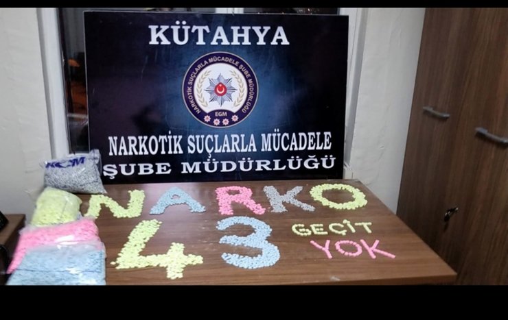 Uyuşturucu hapları tampona gizlemişler