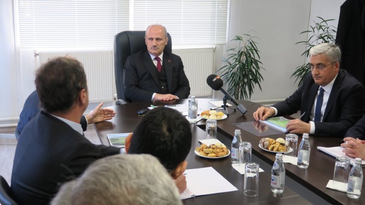 Ulaştırma ve Altyapı Bakanı Turhan Kazakistan’da
