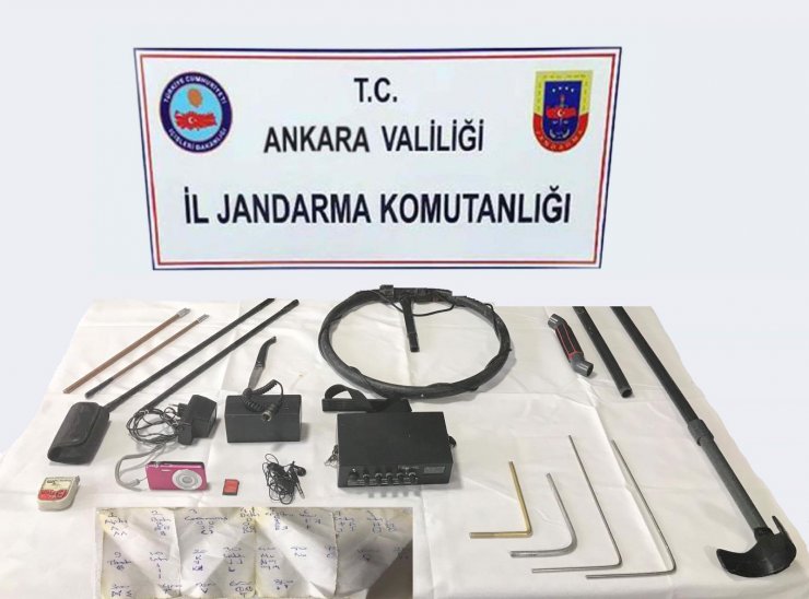 Jandarmadan tarihi eser kaçakçılarına operasyon