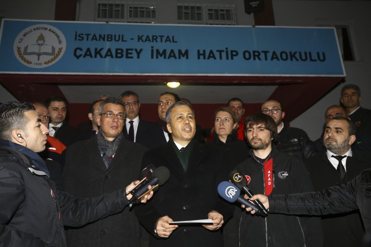 Kartal'da bina çökmesi