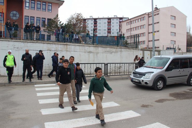 "Öncelik Hayatın, Öncelik Yayanın" kampanyası