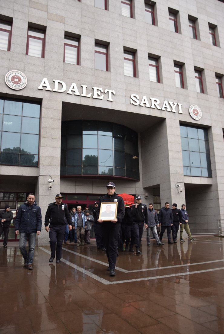Gaz sızıntısından etkilenerek ölen memur son yolculuğuna uğurlandı