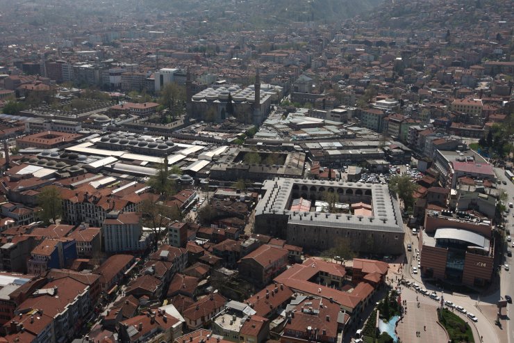 7 asırlık Hanlar Bölgesi'nin silüetine "tarihi" dokunuş