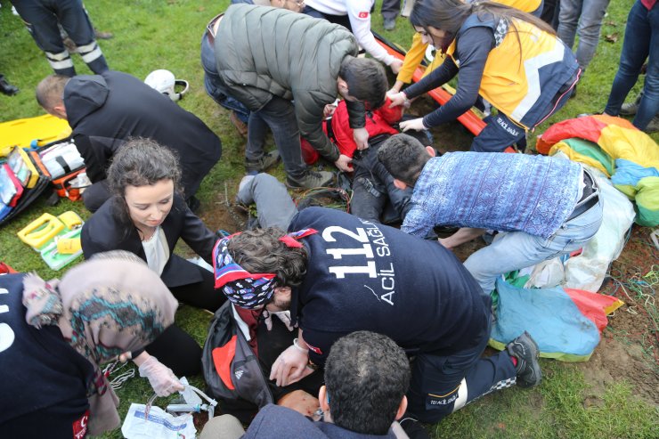GÜNCELLEME - Ordu'da yamaç paraşütü kazası