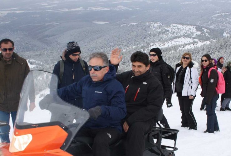 Vali Toprak, Aladağ Kayak Merkezi'ni inceledi