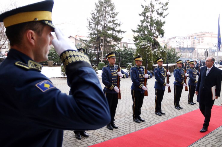 Türkiye'nin Priştine Büyükelçisi Sakar görevine başladı
