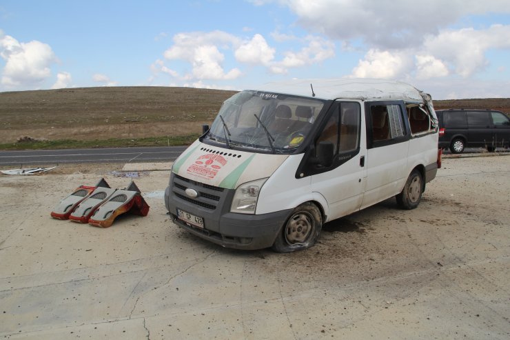GÜNCELLEME - Mardin'de minibüs devrildi: 3 ölü, 14 yaralı