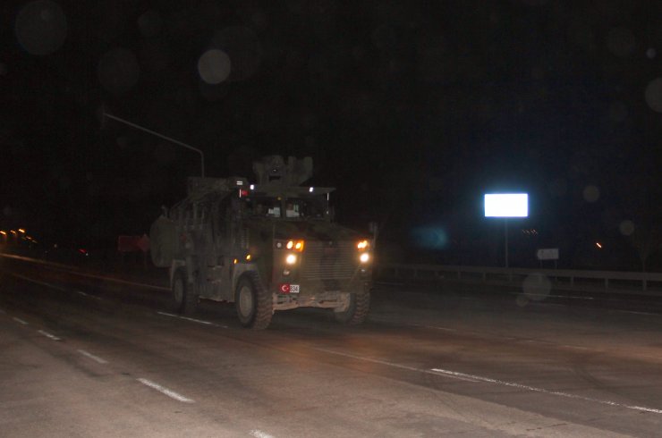 Sınıra komando sevkiyatı