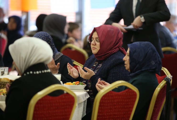 "Milletimiz hizmet üretenlerin yanında olmaya devam edecek"