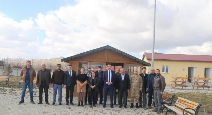 Ulaş Kaymakam Vekili Dalak, köyleri ziyaret etti