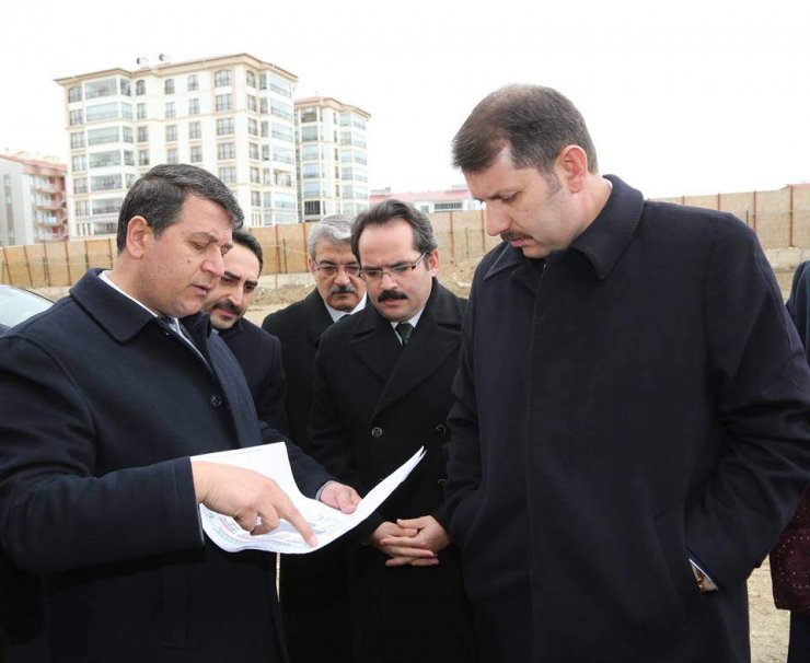 Sivas'ta valilik ek binası açılışa hazırlanıyor