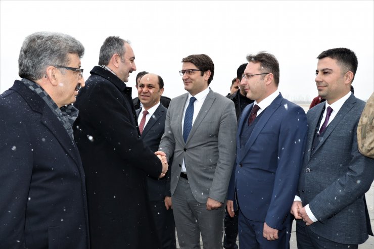 "Hiçbir meslek hiçbir şekilde bir imtiyaz doğuramaz"