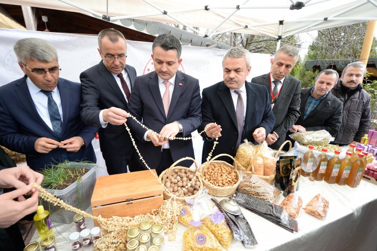 "Türkiye'nin seçimden biraz uzak durması lazım"