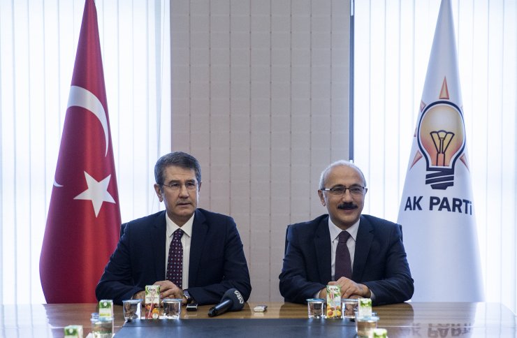 AK Parti'de devir teslim