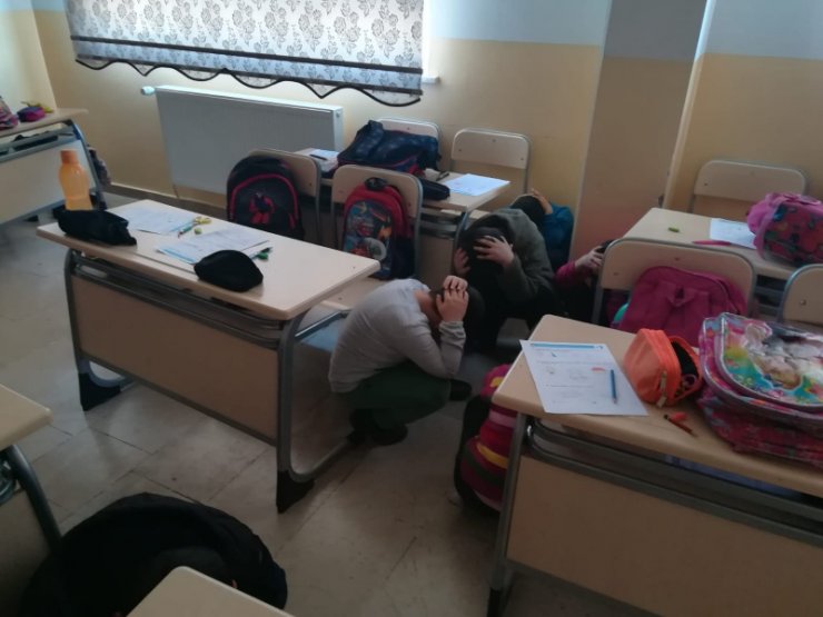 Ulaş'ta deprem tatbikatı yapıldı