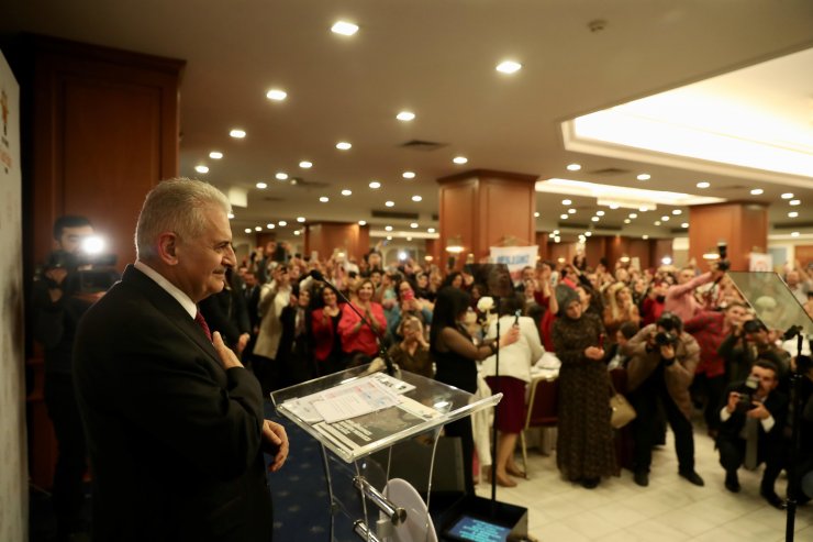 "16 yıllık iktidarımızın başarısının ardında kadınlarımız var"