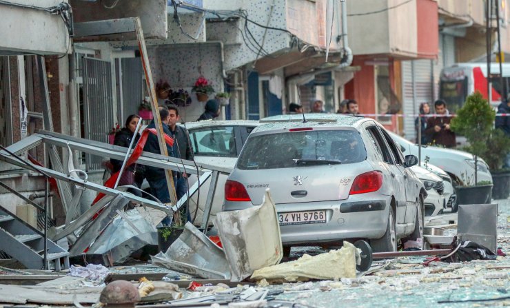GÜNCELLEME-Esenyurt'ta patlama