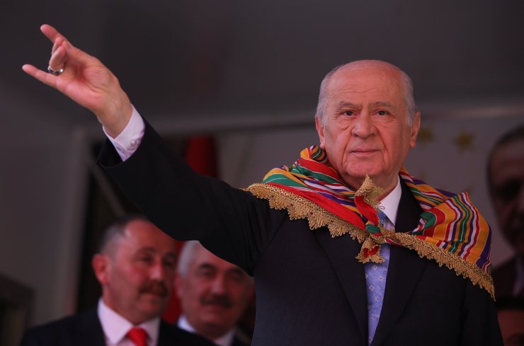 "Büyük milletlerin her zaman beka meselesi vardır"