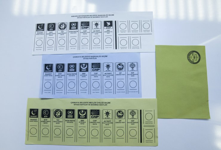Yerel seçimin oy pusulaları hazır