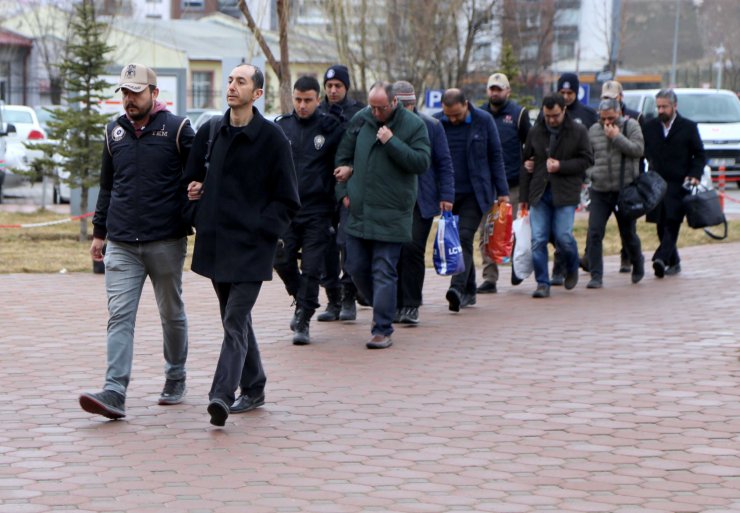 FETÖ'nün doktor ve akademisyen yapılanmasına operasyon