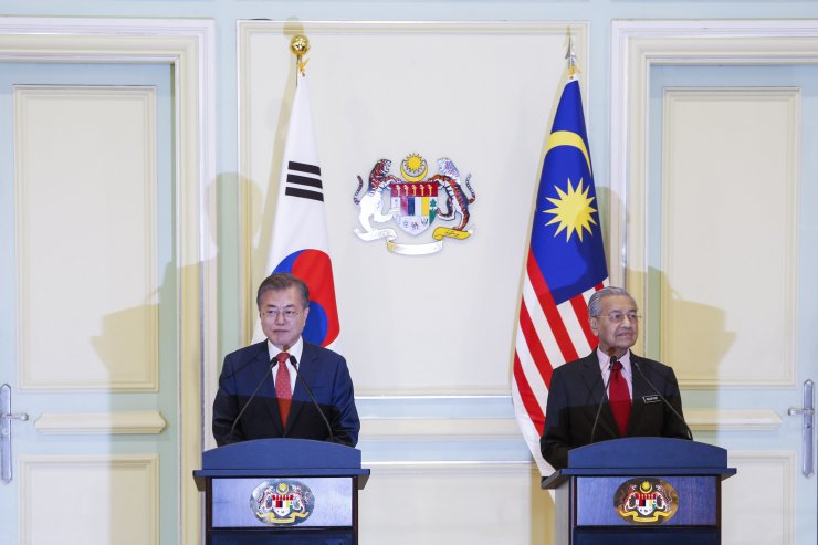 Güney Kore Devlet Başkanı Moon Malezya'da