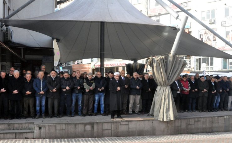 Yeni Zelanda'daki iki camiye terör saldırısı