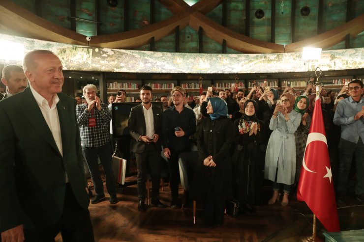 Cumhurbaşkanı Erdoğan canlı yayında soruları yanıtladı