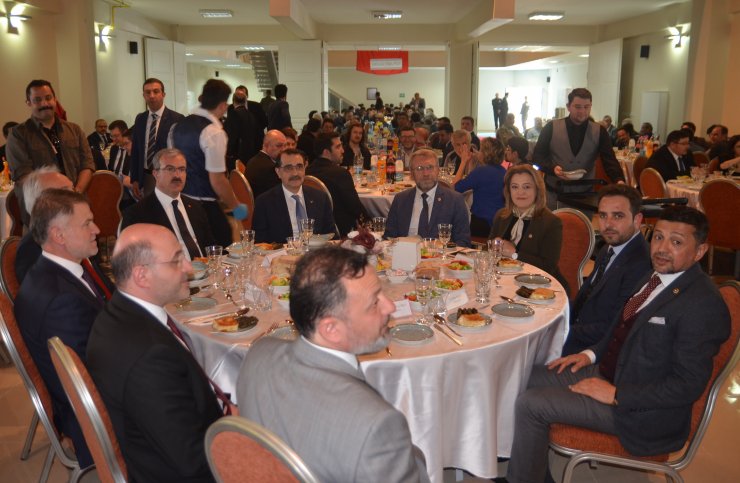 "Elektrikte arz, talebi geçti"