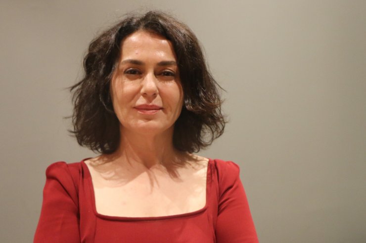 İranlı şair Füruğ'un hayatı sahneye taşındı