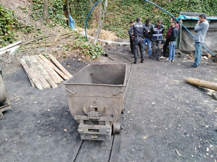 GÜNCELLEME - Zonguldak'ta ruhsatsız maden ocağında göçük