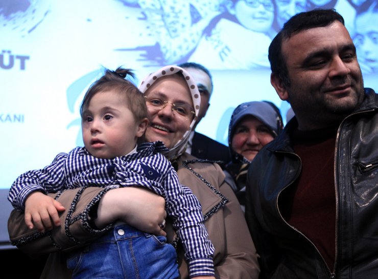 "384 bin 247 engelli kardeşimizi iş hayatına kazandırdık"