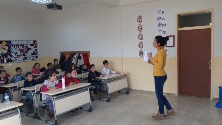 Öğrencilere down sendromu anlatıldı