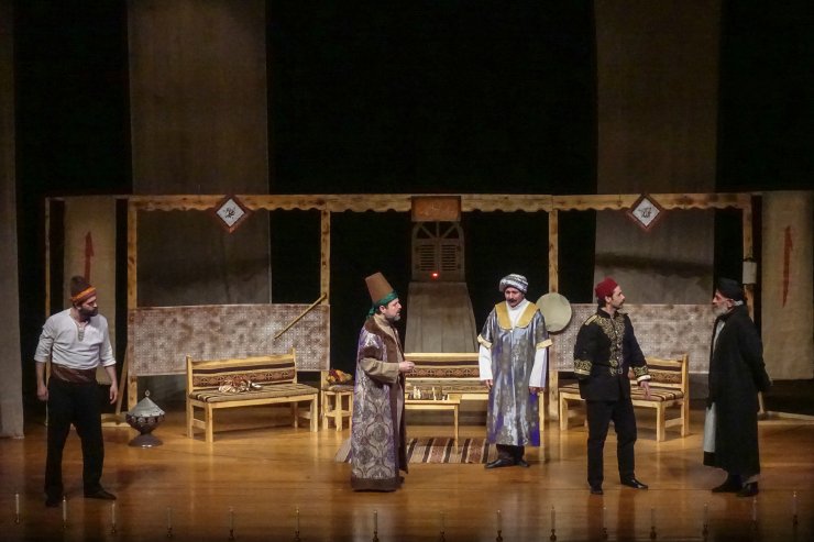 "Aşk.. Bir Zamanlar..." oyunu tiyatroseverlerle buluştu