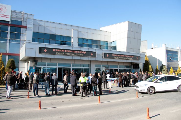 GÜNCELLEME - Kayseri'de bir polis meslektaşını yaralayıp kendini vurdu