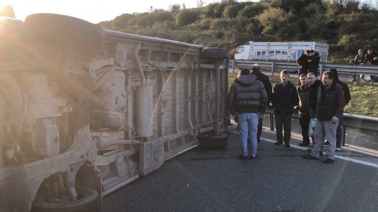 Oy kullanmaya giderken kaza yaptılar