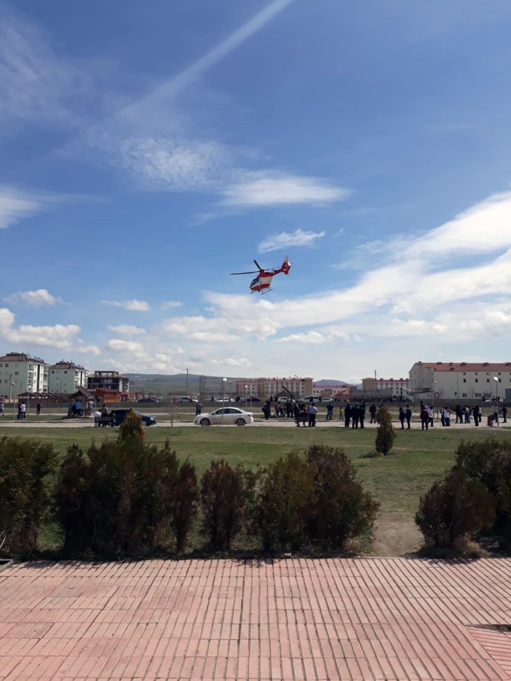 Ambulans helikopter KOAH hastası için havalandı