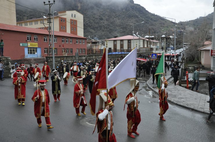 Çukurca'da mehteranlı yürüyüş